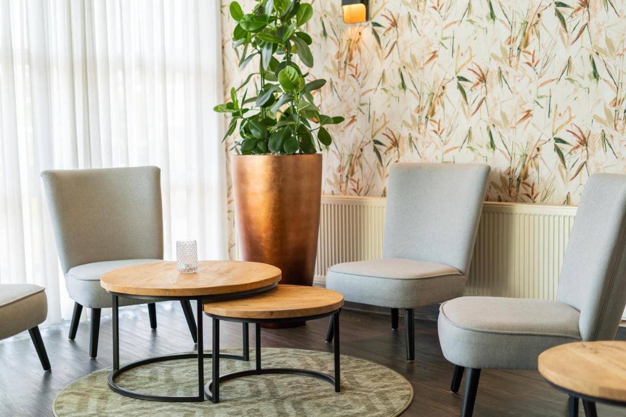 Hotel Ameland Нес Экстерьер фото